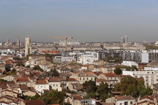 Vue des toits de la Bastide