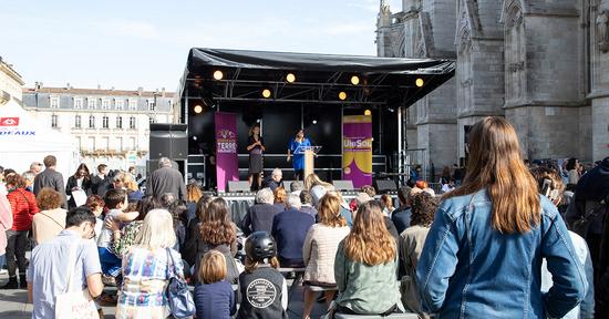 Lors de la première édition du festival UniSol, les Bordelais venus nombreux pour rencontrer, partager et s'engager